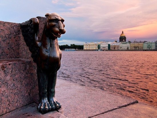 Каменные загадки Петербурга: о памятниках города ходят страшные легенды - МК