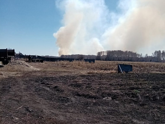 В Омском районе дотла ночью сгорел дом пенсионеров