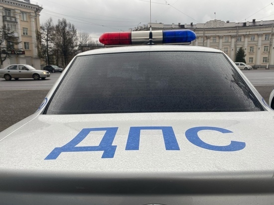 Пожилая пассажирка погибла в перевернувшейся в Тверской области машине