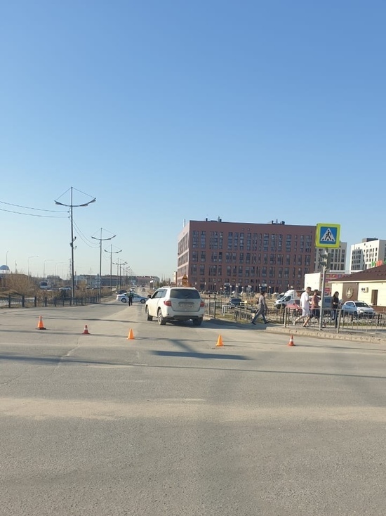 Иномарка сбила девочку на «зебре» в Новом Уренгое