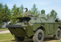 Российское военное ведомство 23 мая передало сербской армии партию танков Т-72МС и бронированных разведывательно-дозорных машин БРДМ-2МС