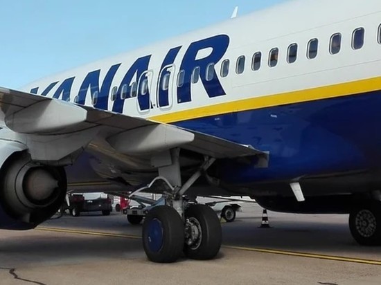 Ryanair заявила, что о "бомбе" пилотам сообщили белорусские диспетчеры