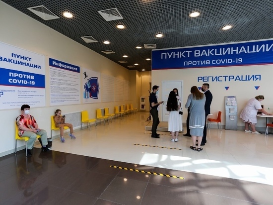 В Новосибирске предложат открывать пункты вакцинации от COVID-19 в каждом ТЦ