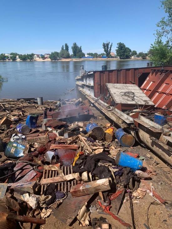 Предприимчивые астраханцы загрязняли р. Прямая Болда