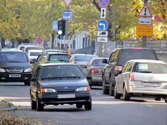 Больше 2,5 тысяч донецких водителей попались на отсутствии страховки