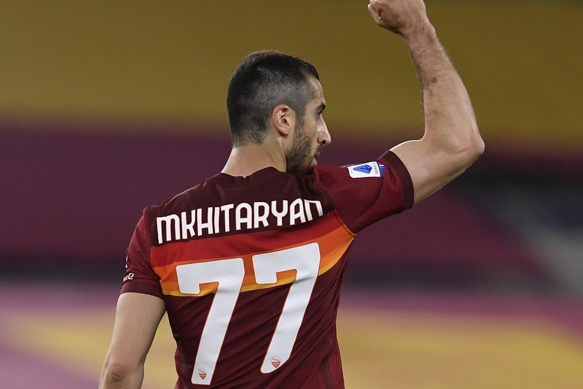 Лучший футболист Армении всех времен Генрих Мхитарян не хочет продлевать контракт с «Ромой» из-за назначения главным тренером Жозе Моуринью.