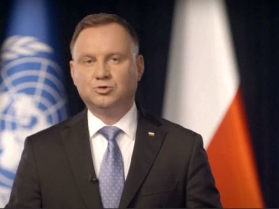 Президент Польши назвал Россию «ненормальной страной – агрессором»