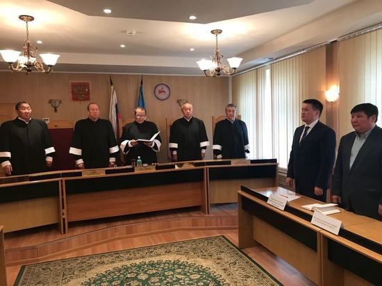 В Якутии вместо Конституционного суда создают Конституционный совет