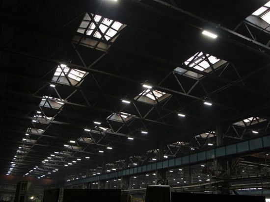 «Умное освещение» позволит омскому заводу сэкономить более 33 млн рублей