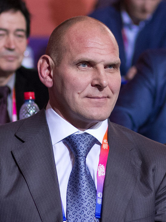 «Он приехал на стройку шофером и построил поводы для гордости»: Александр Карелин о Дмитрии Миндиашвили