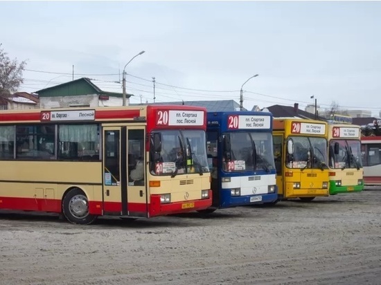 Цены на проезд в автобусах поднимутся в Барнауле с 7 июня