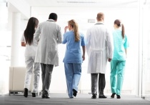 Министерство здравоохранения Красноярского края опубликовало информацию о среднемесячных зарплатах руководителей и главных бухгалтеров больниц региона в минувшем 2020 году
