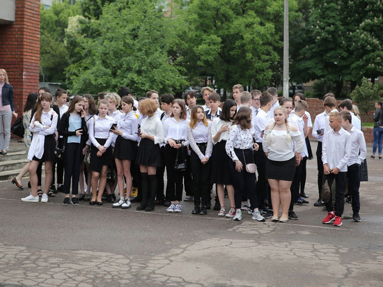 В ЛНР запретили работу пришкольных лагерей