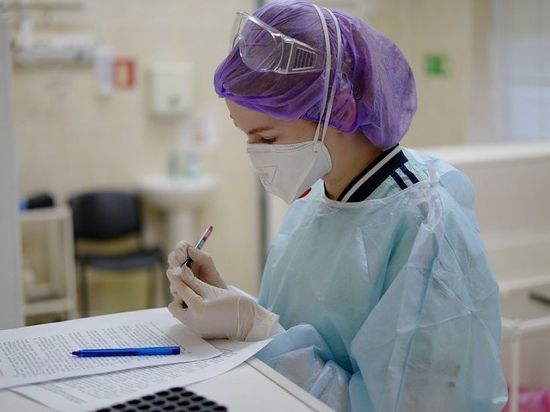 53 женщины и 43 мужчины заразились коронавирусом на Кубани
