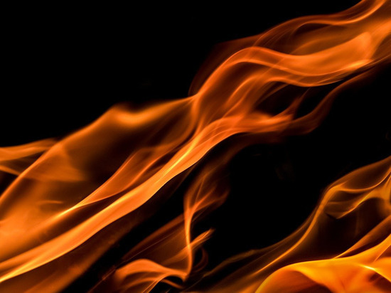 При пожаре в Енакиево пострадал мужчина