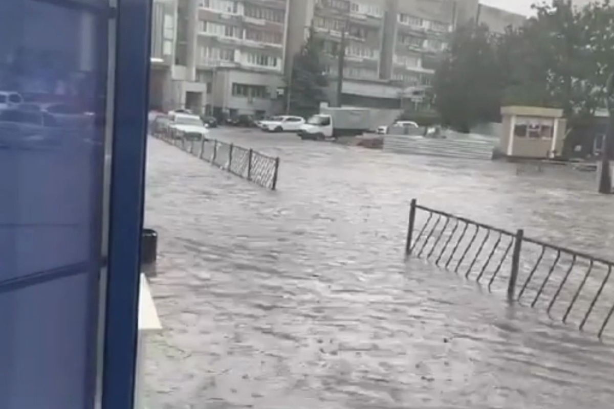 Simferopol was flooded due to unprecedented rains