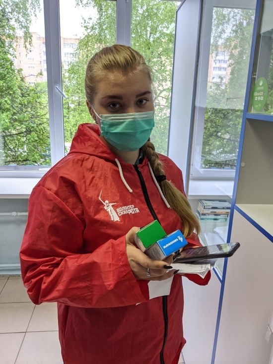 Волонтеры продолжают реагировать на заявки смолян