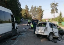 Утром в понедельник, 31 мая, в Алтайском крае произошло массовое ДТП, в котором погибли три человека и 11 получили различные травмы.