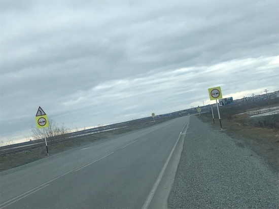 «Поворот не туда»: некорректные дорожные знаки возмутили водителей Лабытнанги