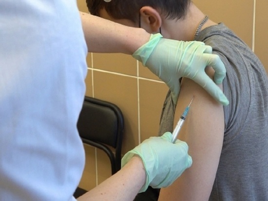 Жителей Колымы начинают прививать новым типом вакцины