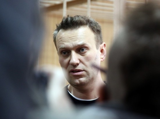 Навальный отказался участвовать в заседании по иску к колонии