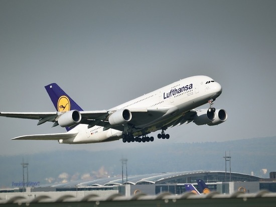 Lufthansa отменила на день рейсы из Москвы и Санкт-Петербурга во Франкфурт
