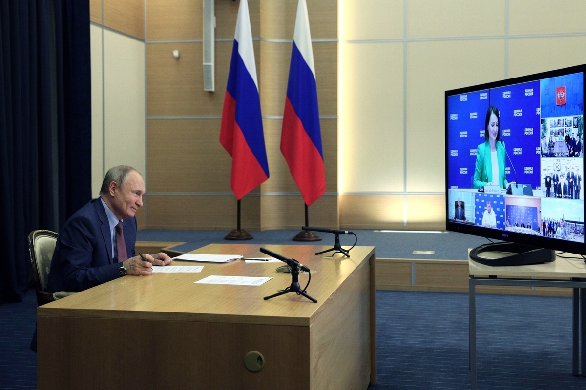 Владимир Путин встретился с победителями предварительного голосования «Единой России»