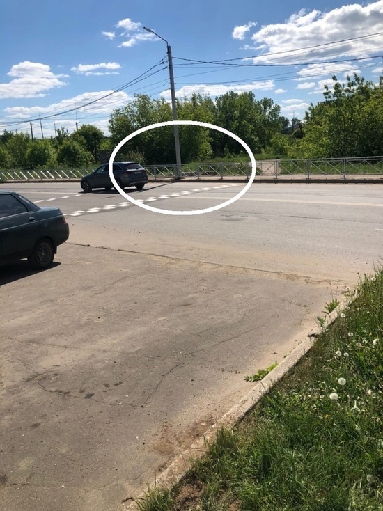 В Костроме на месте смертельной аварии поставили забор, ждем новых ДТП