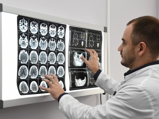 Российские ученые заявили о серьезном воздействии COVID-19 на мозг