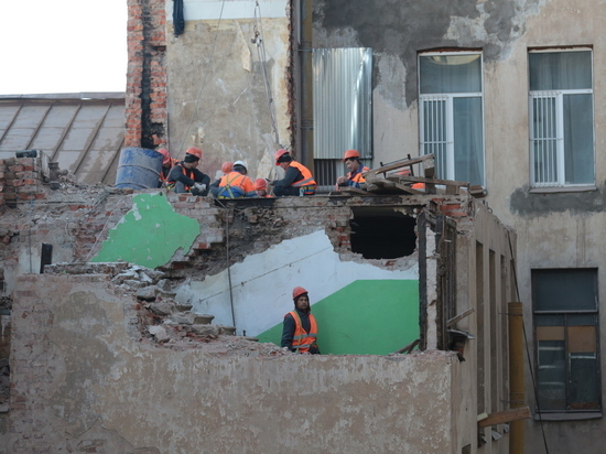 Три аварийных дома снесли в Новгороде