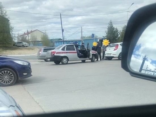 Оружие оказалось игрушечным: полиция сорвала фотосессию подростков в балаклавах из Ноябрьска