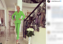 Бывшая прима Большого театра Анастасия Волочкова рассказала в своем Instagram о конфликте с управляющей компанией, которая обслуживает дом, в котором находится ее квартира