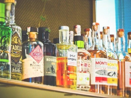 Сомелье назвал реальную стоимость продающегося на ПМЭФ элитного алкоголя