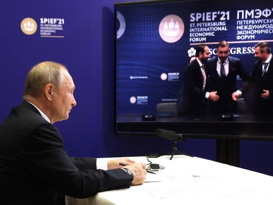 Путин заявил о продлении льготной ипотеки