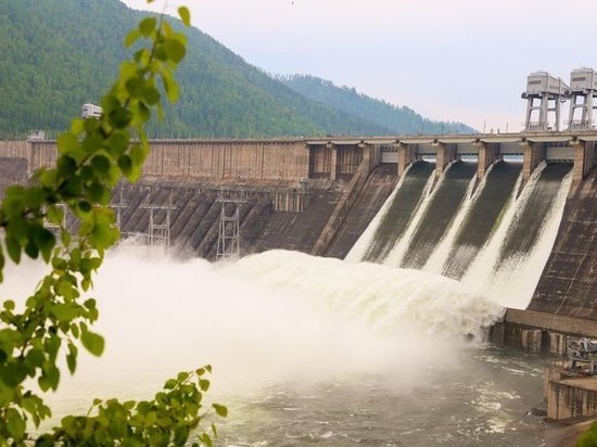 Красноярская ГЭС может увеличить сброс до 8000 кубометров в секунду с 12 июня