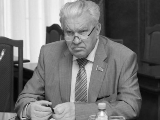 В Новосибирске на 82-году жизни скончался экс-депутат заксобрания Журавлев