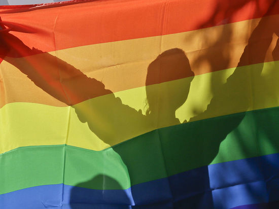 Секс-меньшинства в армии США обойдутся без разноцветных флагов