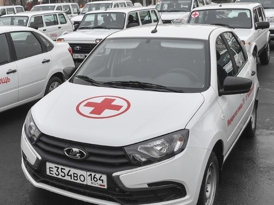 Пассажирка автобуса пострадала, упав при резком торможении в Энгельсе