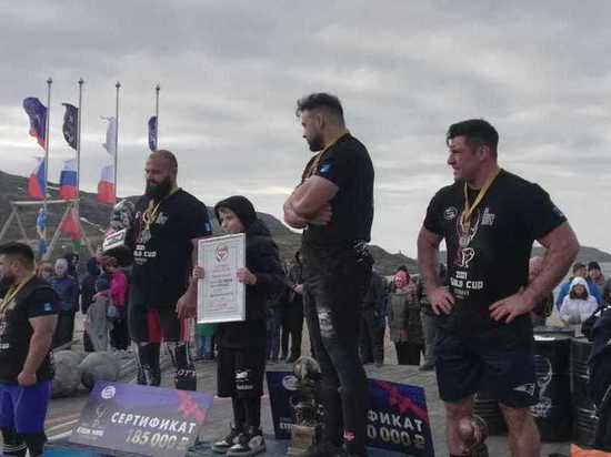 Белгородец завоевал Кубок мира по силовому экстриму в Териберке