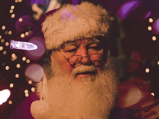 Дед Мороз сделал прививку от коронавируса