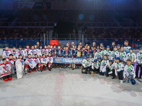 Юные хоккеисты из Ванино взяли бронзу на «Золотой шайбе»