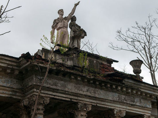 В Краснодаре отреставрируют колоннаду в Чистяковской роще