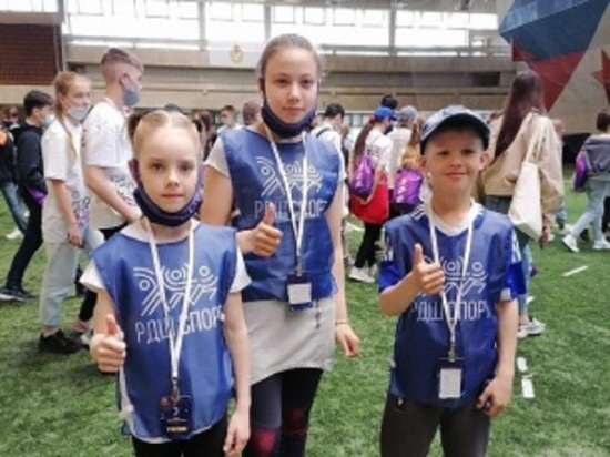 «Золото» и 2 «серебра» на всероссийских соревнованиях по русскому силомеру завоевали школьники из Ямала