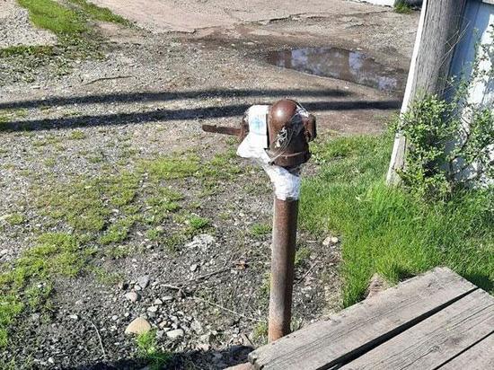 Жители Краснополья не смогут пользоваться источниками воды в селе