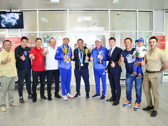Триумфаторы Чемпионата Европы по спортингу вернулись в Якутию