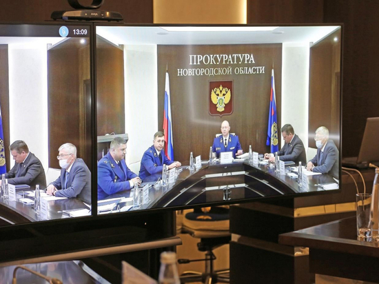 Новгородцы рассказали о своих проблемах заместителю генпрокурора России