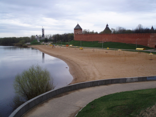 Купальный сезон в Новгороде начнется 10 июня и продлится до конца лета