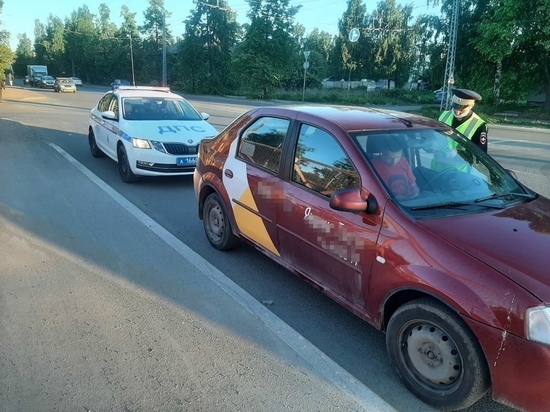 Восемь таксистов оштрафовали в Петрозаводске в первый день рейда