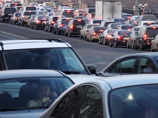 В Госдуме назвали невозможным снижение скорости в городе до 30 км/ч