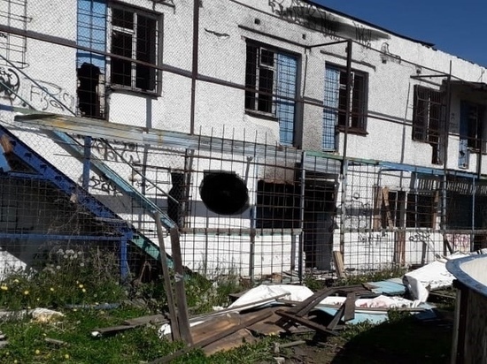 Здание бывшей спортивной школы на набережной Варкауса собираются продать